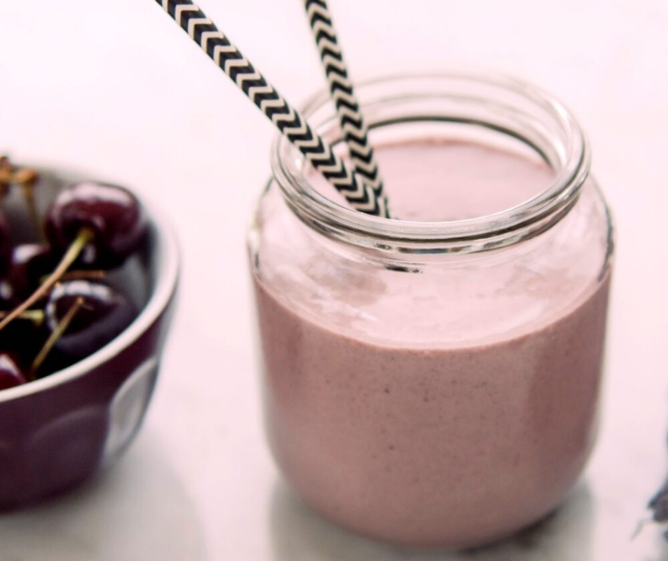 Purition Chocolate & Cherry whole food protein smoothie.